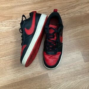 Nike Black and Red Athletic Shoes Sz 7